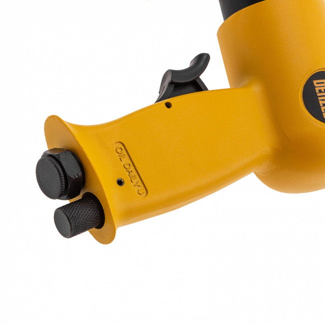 Пневматический молоток НР4500 + набор насадок, 113 л/мин, 4500 уд/мин Denzel ( 57468 )