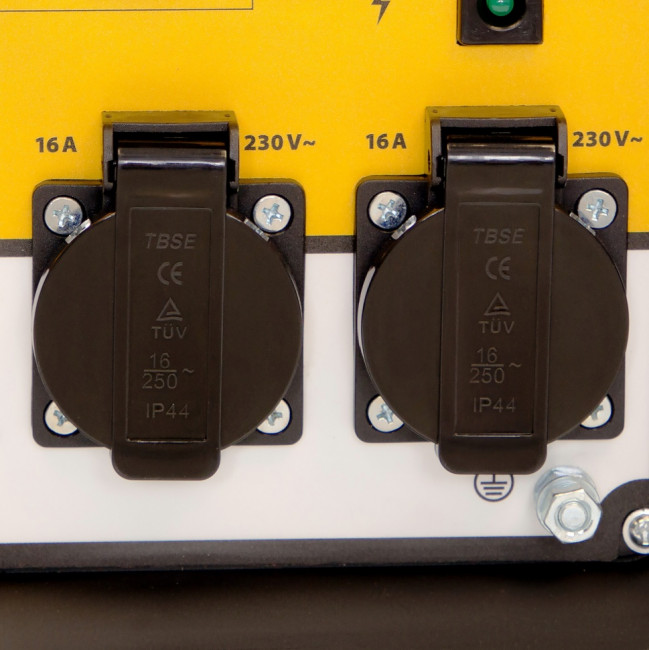 Генератор инверторный GT-2500iF, 2.5 кВт, 230 В, бак 5 л, открытый корпус, ручной старт Denzel ( 94704 )