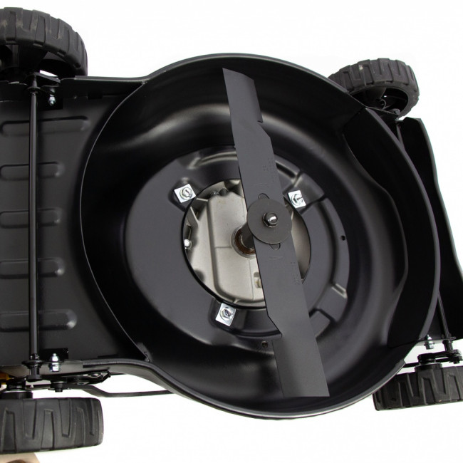 Газонокосилка бензиновая GLD-420, 146 см3, ширина 42 см, 40 л Denzel ( 58805 )