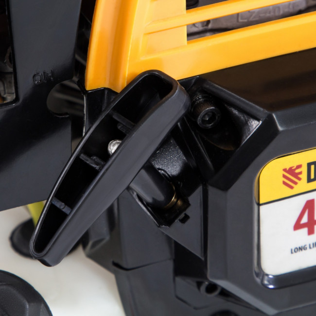 Триммер бензиновый DR-43, 43 см3, неразъемная штанга, состоит из 2 частей Denzel ( 96273 ) Триммер бензиновый DR-43, 43 см3, неразъемная штанга, состоит из 2 частей Denzel ( 96273 )