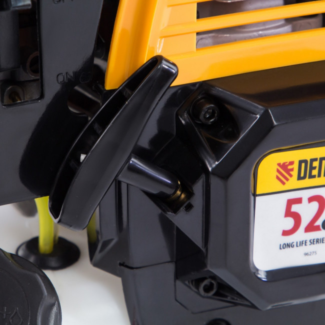 Триммер бензиновый DR-52, 52 см3, неразъемная штанга, состоит из 2 частей Denzel ( 96275 ) Триммер бензиновый DR-52, 52 см3, неразъемная штанга, состоит из 2 частей Denzel ( 96275 )