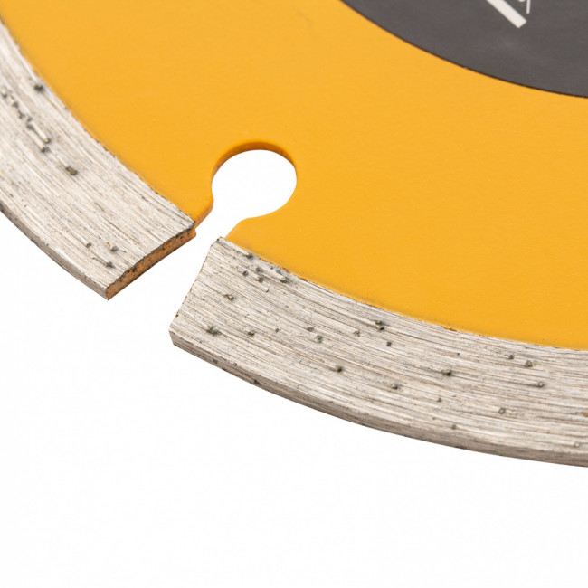 Диск алмазный, отрезной сегментный, 180 х 22.2 мм, сухая резка Denzel Диск алмазный, отрезной сегментный, 180 х 22.2 мм, сухая резка Denzel