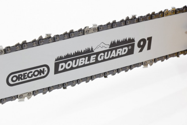 Пила цепная бензиновая GS-40 X-Pro, 42 куб.см, 1.7 кВт, длина шины 40 см, шаг 3/8" Denzel Пила цепная бензиновая GS-40 X-Pro, 42 куб.см, 1.7 кВт, длина шины 40 см, шаг 3/8" Denzel