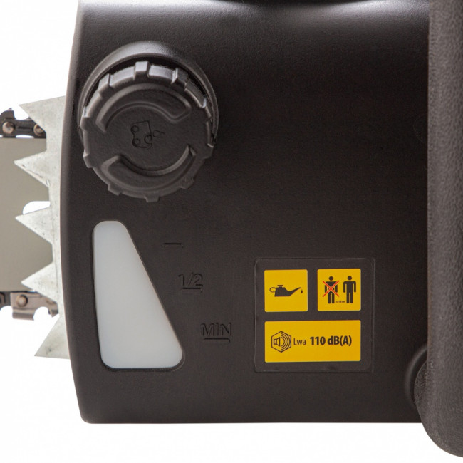 Пила цепная электрическая EDS-2000, 2 кВт,продольная, шина 40 см, шаг 3/8, паз 1.3 мм, 56 звеньев Denzel ( 95618 ) Пила цепная электрическая EDS-2000, 2 кВт,продольная, шина 40 см, шаг 3/8, паз 1.3 мм, 56 звеньев Denzel ( 95618 )