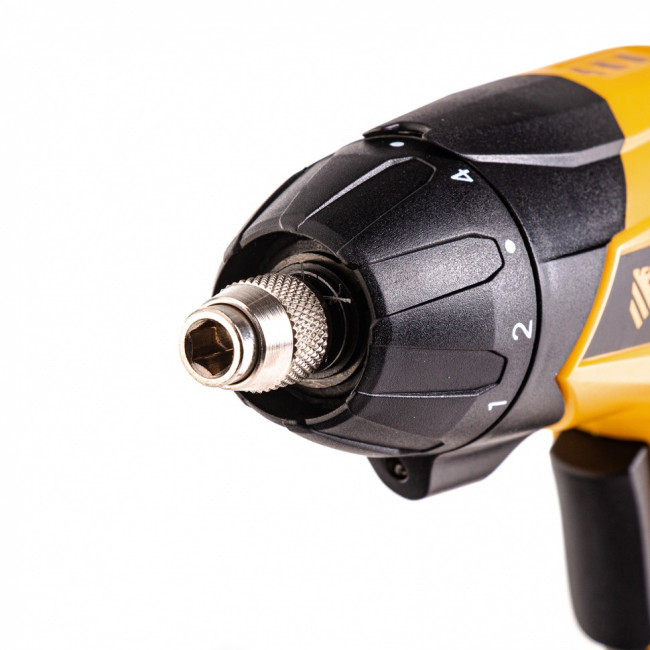 Отвертка аккумуляторная CSL-3.6-01, Li-Ion, 3.6 В, 1.3 А*ч, 200 об/мин, с аксессуарами Denzel Отвертка аккумуляторная CSL-3.6-01, Li-Ion, 3.6 В, 1.3 А*ч, 200 об/мин, с аксессуарами Denzel