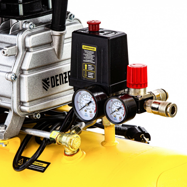 Компрессор воздушный прямой привод DC1700/50, 1.7 кВт, 50 литров, 260 л/мин Denzel ( 58164 ) Компрессор воздушный прямой привод DC1700/50, 1.7 кВт, 50 литров, 260 л/мин Denzel ( 58164 )